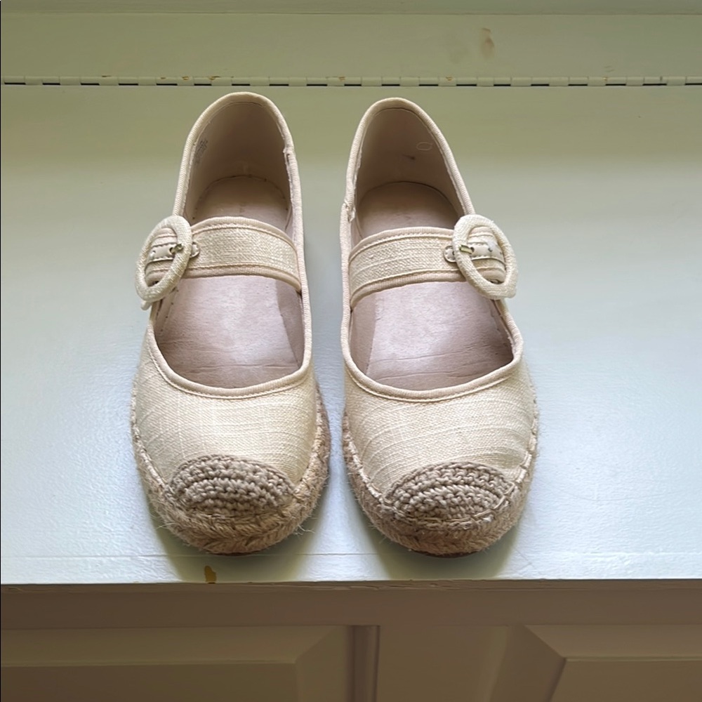 Bandolino Cream Espadrille Flats with Buckle